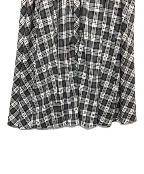 CHESTY（チェスティ）CHESTY (チェスティ) スカラップフリルチェックワンピース　長袖ワンピース グレー サイズ:０の古着・服飾アイテム