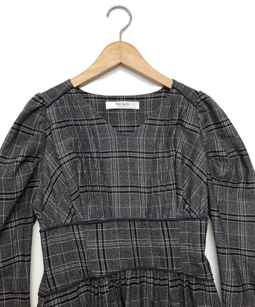 HER LIP TO（ハーリップトゥ）Her lip to (ハーリップトゥ) pleated pleats long dress　長袖ワンピース グレー サイズ:Sの古着・服飾アイテム
