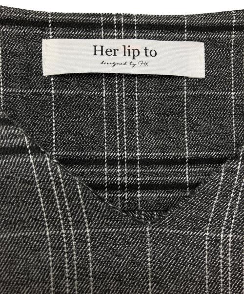 HER LIP TO（ハーリップトゥ）Her lip to (ハーリップトゥ) pleated pleats long dress　長袖ワンピース グレー サイズ:Sの古着・服飾アイテム