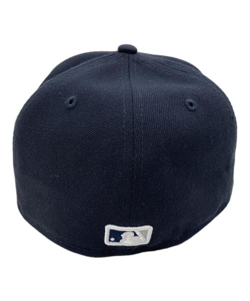 SUPREME（シュプリーム）Supreme (シュプリーム) New Era (ニューエラ) Supreme×New Era　キャップ ネイビー サイズ:56.6ｃｍの古着・服飾アイテム