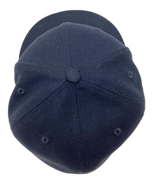 SUPREME（シュプリーム）Supreme (シュプリーム) New Era (ニューエラ) Supreme×New Era　キャップ ネイビー サイズ:56.6ｃｍの古着・服飾アイテム