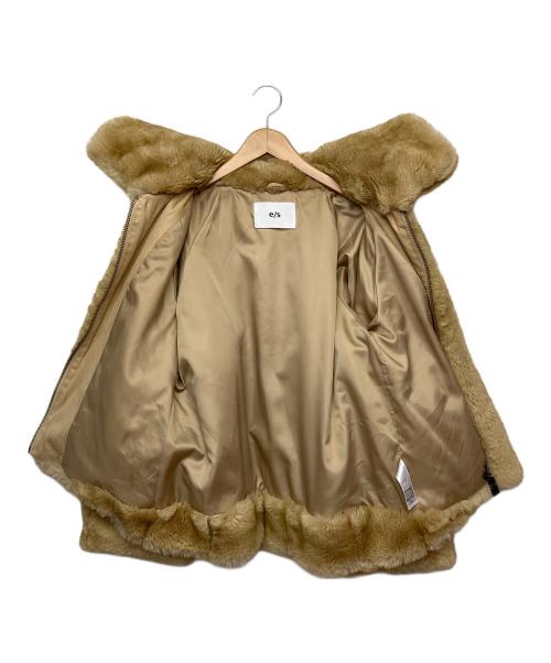 e/s（エマスライ）e/s (エマスライ) フェイクファージャケット ベージュ サイズ:FREEの古着・服飾アイテム