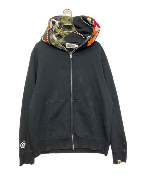 A BATHING APE（ア ベイシング エイプ）A BATHING APE (ア ベイシング エイプ) シャークジップパーカー ブラック サイズ:L　の古着・服飾アイテム
