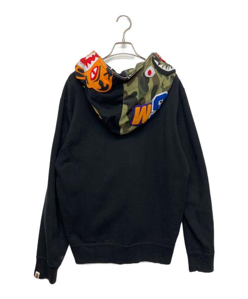 A BATHING APE（ア ベイシング エイプ）A BATHING APE (ア ベイシング エイプ) シャークジップパーカー ブラック サイズ:L　の古着・服飾アイテム