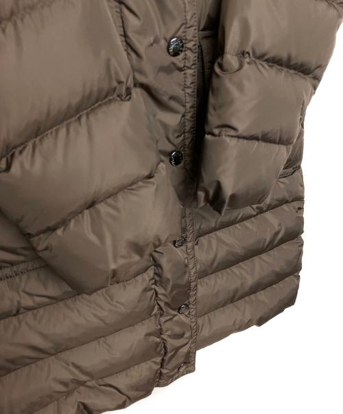 MONCLER（モンクレール）MONCLER (モンクレール) ダウンコート ブラウンの古着・服飾アイテム