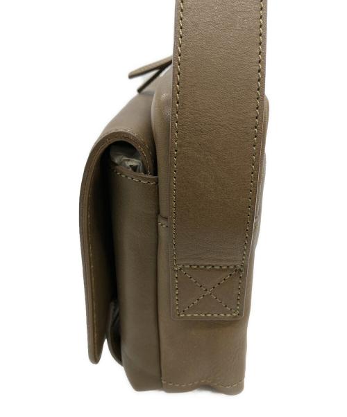 土屋鞄（ツチヤカバン）土屋鞄 (ツチヤカバン) スモールフラップショルダーバック オリーブの古着・服飾アイテム