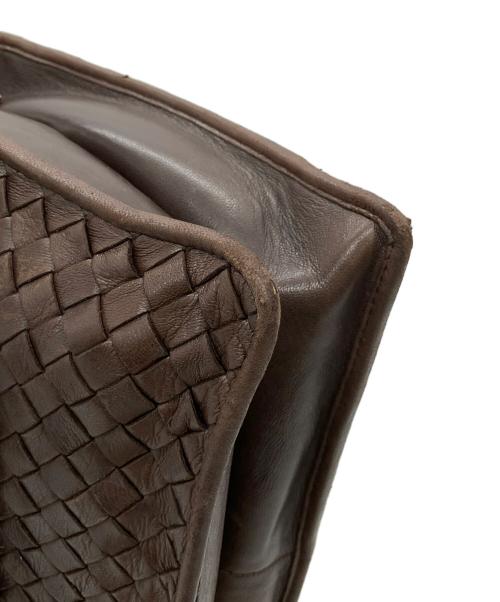 BOTTEGA VENETA（ボッテガベネタ）BOTTEGA VENETA (ボッテガベネタ) イントレチャート　ショルダーバッグ ブラウンの古着・服飾アイテム