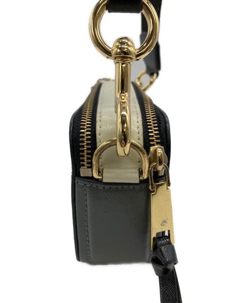 MARC JACOBS（マークジェイコブス）MARC JACOBS (マークジェイコブズ) スナップショット ショルダーバッグ ブラックの古着・服飾アイテム