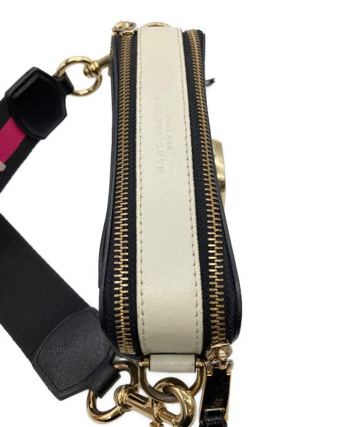 MARC JACOBS（マークジェイコブス）MARC JACOBS (マークジェイコブズ) スナップショット ショルダーバッグ ブラックの古着・服飾アイテム