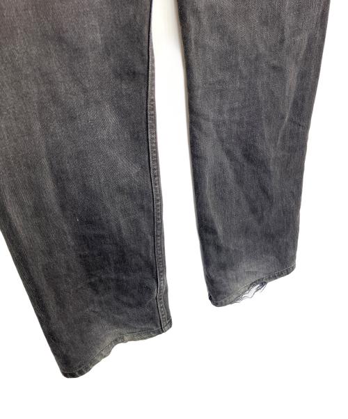 LEVI'S（リーバイス）LEVI'S (リーバイス) デニムパンツ ブラック サイズ:81cm (W32)の古着・服飾アイテム