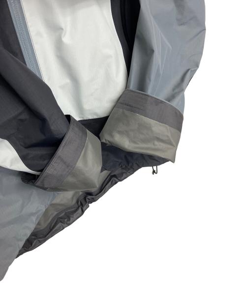 ARC'TERYX（アークテリクス）ARC'TERYX (アークテリクス) 18AW BEAMS別注 マウンテンパーカー ブラック サイズ:Sの古着・服飾アイテム