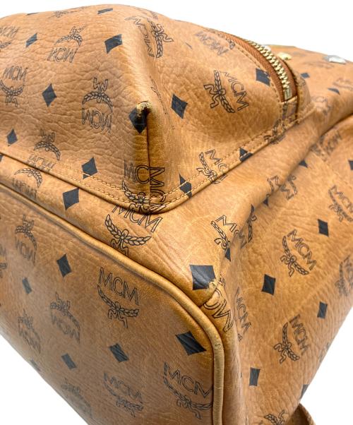 MCM（エムシーエム）MCM (エムシーエム) ヴィセトス リュック ベージュの古着・服飾アイテム