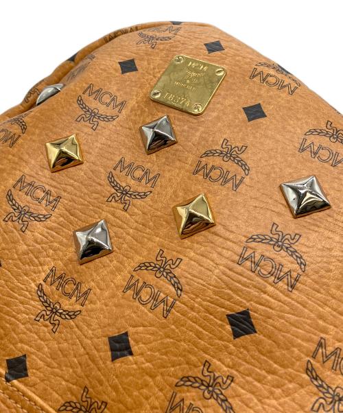 MCM（エムシーエム）MCM (エムシーエム) ヴィセトス リュック ベージュの古着・服飾アイテム