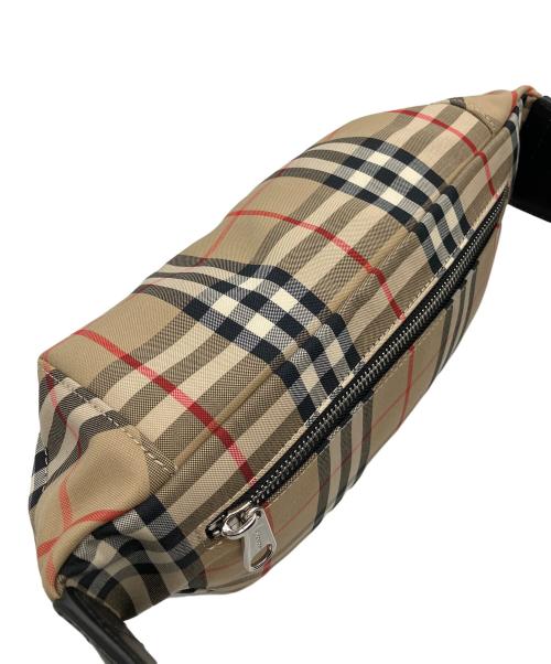 BURBERRY（バーバリー）BURBERRY (バーバリー) ウエストポーチ ベージュの古着・服飾アイテム