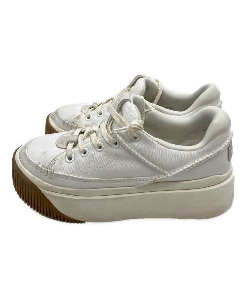 UGG（アグ）UGG (アグ) 厚底スニーカー ホワイト サイズ:24.5cmの古着・服飾アイテム