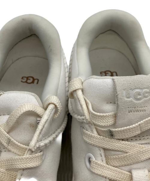 UGG（アグ）UGG (アグ) 厚底スニーカー ホワイト サイズ:24.5cmの古着・服飾アイテム