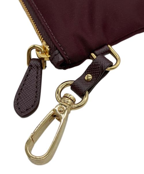 PRADA（プラダ）PRADA (プラダ) RE-NYLONポーチ ワインレッドの古着・服飾アイテム