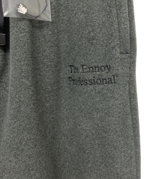 The Ennnoy Professional（ザ エンノイ プロフェッショナル）The Ennnoy Professional (ザ エンノイ プロフェッショナル) フロントロゴ刺繍 フリースパンツ グレー サイズ:L　の古着・服飾アイテム
