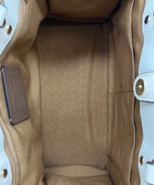 COACH（コーチ）COACH (コーチ) 2WAYショルダーバッグ アイボリーの古着・服飾アイテム