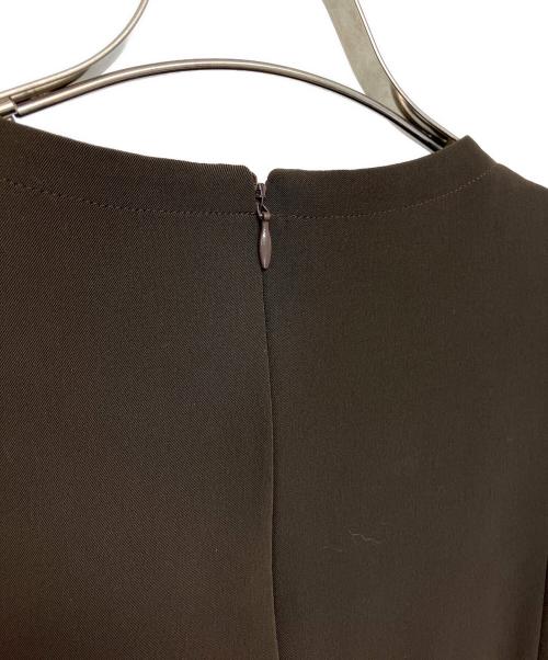 Yves Saint Laurent（イヴサンローラン）Yves Saint Laurent (イヴサンローラン) 長袖ワンピース ブラウン サイズ:36の古着・服飾アイテム