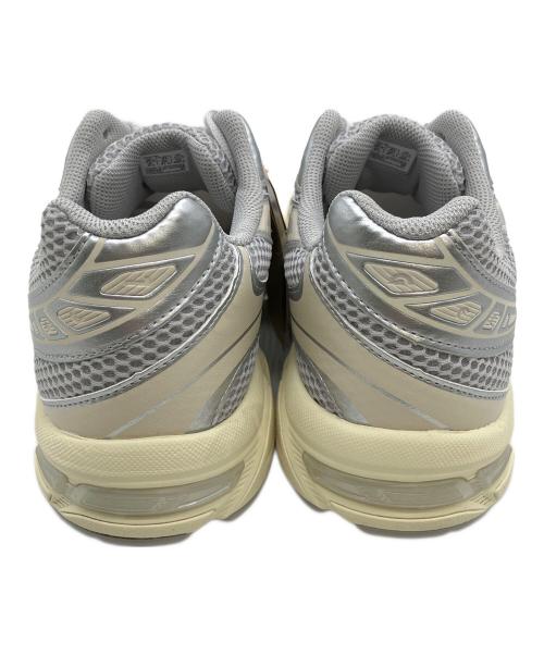 asics（アシックス）asics (アシックス) GEL-1130 シルバー サイズ:28cm 未使用品の古着・服飾アイテム