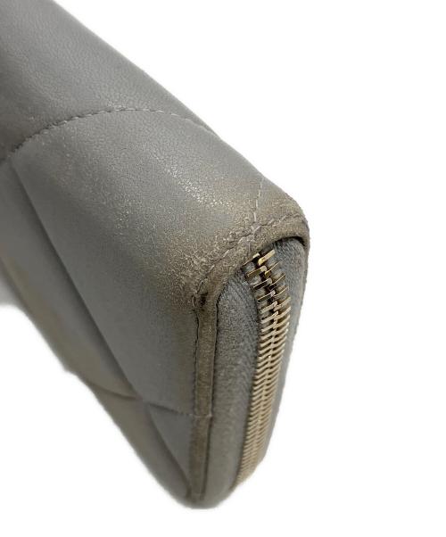 CHANEL（シャネル）CHANEL (シャネル) 長財布 ライトグレーの古着・服飾アイテム