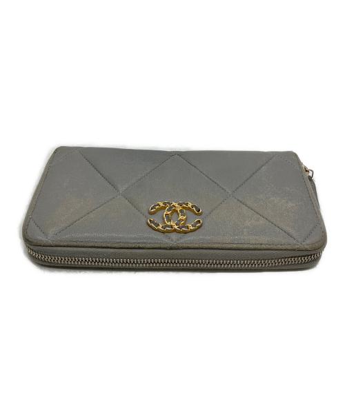 CHANEL（シャネル）CHANEL (シャネル) 長財布 ライトグレーの古着・服飾アイテム