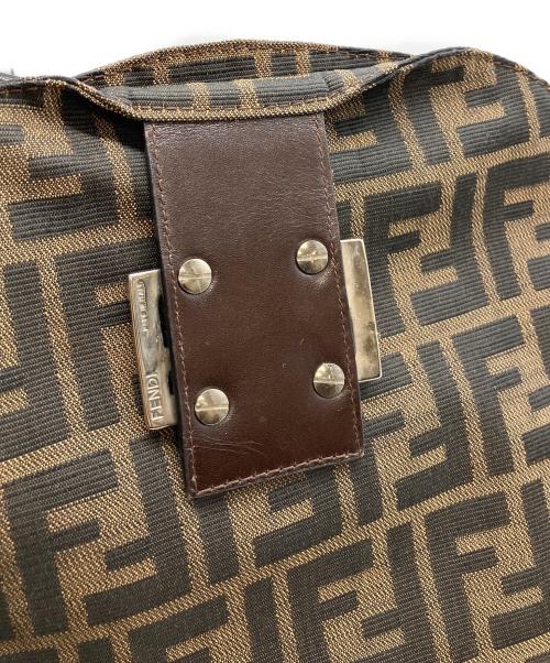 FENDI（フェンディ）FENDI (フェンディ) ズッカ マンマバケットバッグ ブラウンの古着・服飾アイテム