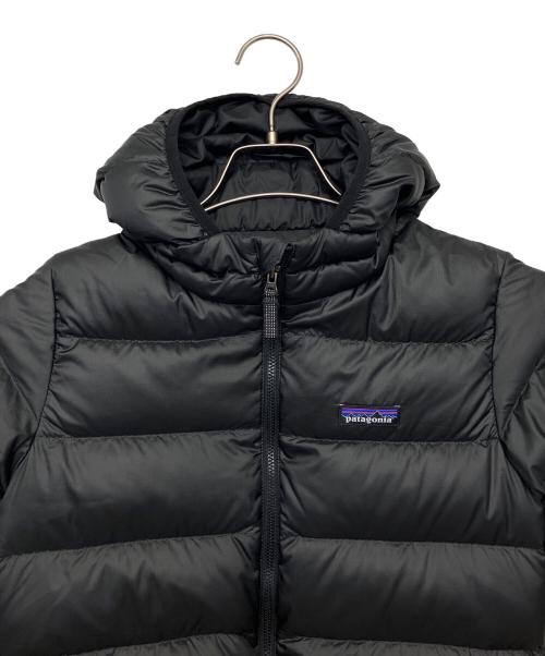 Patagonia（パタゴニア）Patagonia (パタゴニア) ボーイズ ハイロフト ダウン セーター フーディ ブラック サイズ:Sの古着・服飾アイテム
