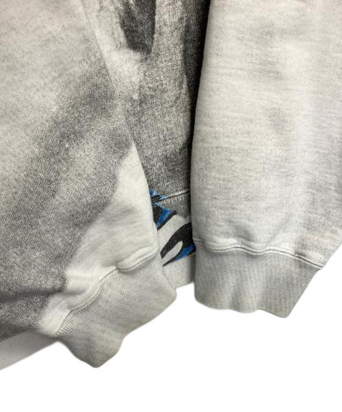SUPREME（シュプリーム）SUPREME (シュプリーム) Naomi Crewneck グレー サイズ:XLの古着・服飾アイテム