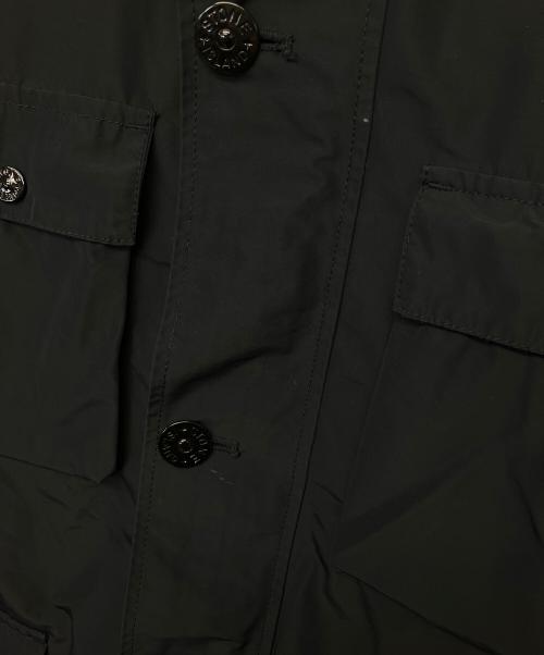 STONE ISLAND（ストーンアイランド）STONE ISLAND (ストーンアイランド) Micro Reps M65 Jacket　ナイロンジャケット　スタンドカラー ネイビー サイズ:Sの古着・服飾アイテム