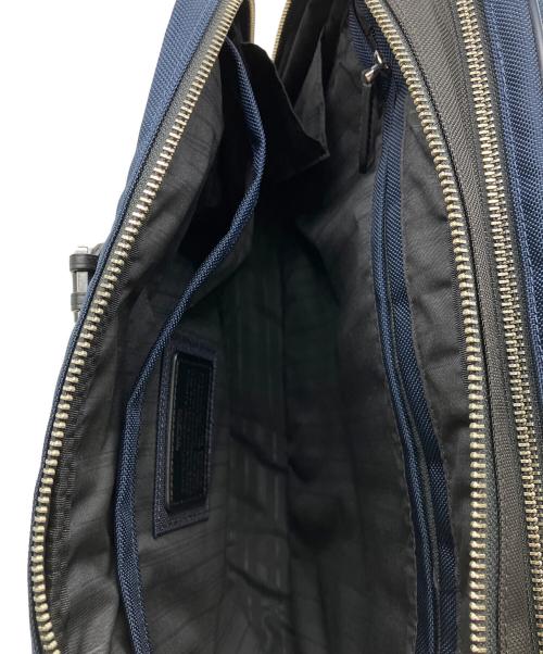 TUMI（トゥミ）TUMI (トゥミ) ビジネスバッグ ネイビーの古着・服飾アイテム