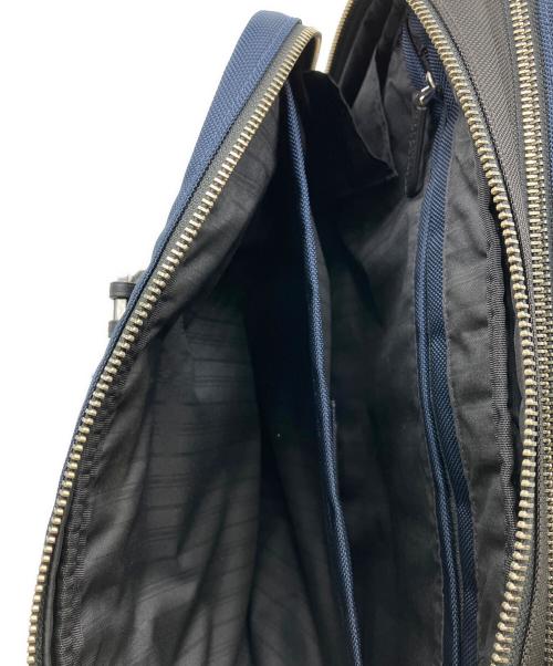 TUMI（トゥミ）TUMI (トゥミ) ビジネスバッグ ネイビーの古着・服飾アイテム