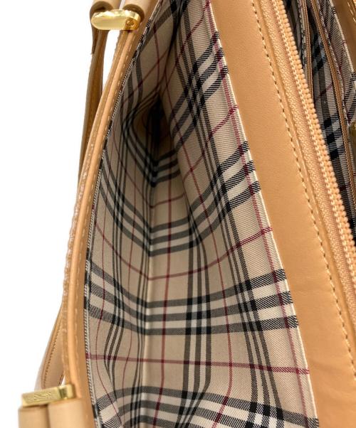 BURBERRY（バーバリー）BURBERRY (バーバリー) ハンドバッグ ベージュの古着・服飾アイテム
