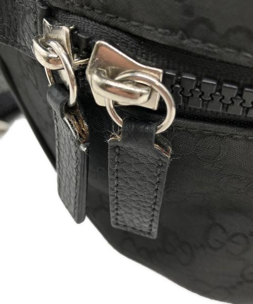 GUCCI（グッチ）GUCCI (グッチ) GGナイロン ショルダーバッグ ブラックの古着・服飾アイテム