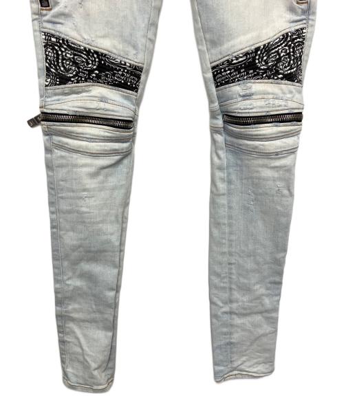 AMIRI（アミリ）AMIRI (アミリ) バンダナ　ﾀﾞﾒｰｼﾞ加工　デニムパンツ ライトブルー サイズ: 71cm (W28)の古着・服飾アイテム