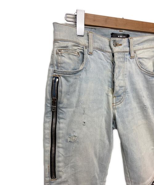 AMIRI（アミリ）AMIRI (アミリ) バンダナ　ﾀﾞﾒｰｼﾞ加工　デニムパンツ ライトブルー サイズ: 71cm (W28)の古着・服飾アイテム