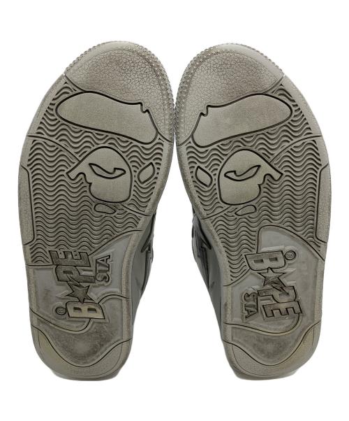 BAPE BY A BATHING APE（ベイプバイアベイシングエイプ）BAPE BY A BATHING APE (ベイプバイアベイシングエイプ) スニーカー グレー サイズ:26cmの古着・服飾アイテム