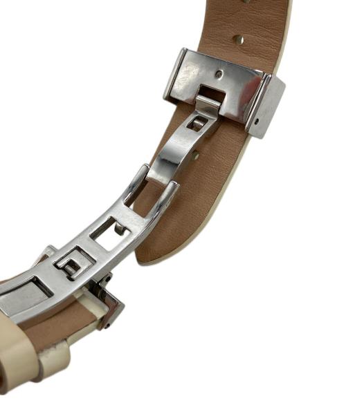 VERSACE（ヴェルサーチェ）VERSACE (ヴェルサーチェ) SWISS 腕時計 ミーアンダー ゴールドの古着・服飾アイテム