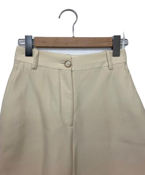 VALENTINO（ヴァレンティノ）VALENTINO (ヴァレンティノ) ハーフパンツ ベージュ サイズ:38の古着・服飾アイテム