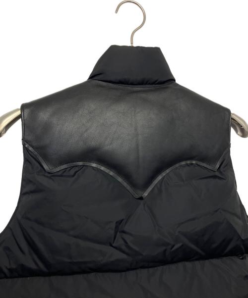 RockyMountainFeatherBed（ロッキーマウンテンフェザーベッド）RockyMountainFeatherBed (ロッキーマウンテンフェザーベッド) レザー切り替えダウンベスト ブラック サイズ:36の古着・服飾アイテム