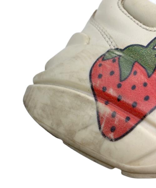 GUCCI（グッチ）GUCCI (グッチ) スニーカー ベージュ サイズ:18cmの古着・服飾アイテム