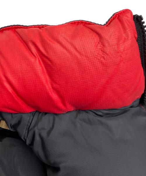 THE NORTH FACE（ザ ノース フェイス）THE NORTH FACE (ザ ノース フェイス) ダウンジャケット ブラック×レッド サイズ:Mの古着・服飾アイテム
