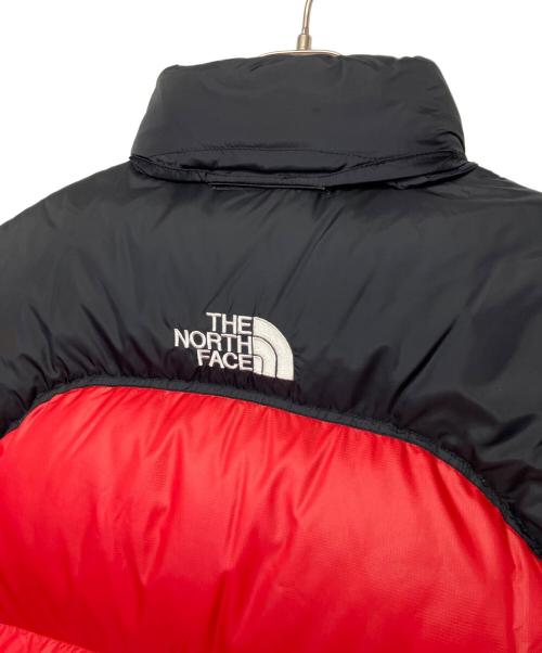 THE NORTH FACE（ザ ノース フェイス）THE NORTH FACE (ザ ノース フェイス) ダウンジャケット ブラック×レッド サイズ:Mの古着・服飾アイテム