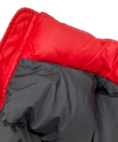 THE NORTH FACE（ザ ノース フェイス）THE NORTH FACE (ザ ノース フェイス) ダウンジャケット ブラック×レッド サイズ:Mの古着・服飾アイテム