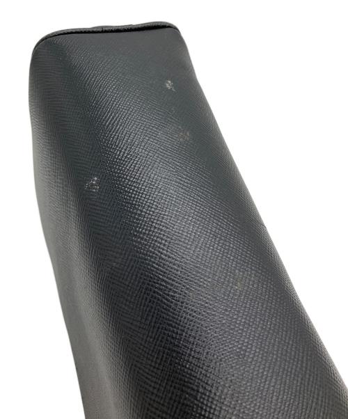 serapian（セラピアン）SERAPIAN (セラピアン) エヴォリューションレザー2ROOM　クラッチバッグ ブラックの古着・服飾アイテム