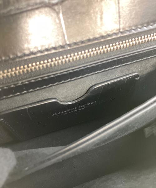 ALEXANDER McQUEEN（アレキサンダーマックイーン）ALEXANDER McQUEEN (アレキサンダーマックイーン) ショルダーバッグ スカルリング ブラックの古着・服飾アイテム