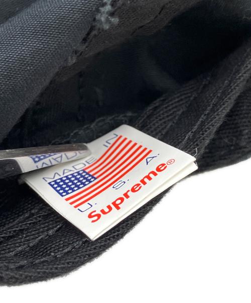 SUPREME（シュプリーム）SUPREME (シュプリーム) キャップ　KAWS Chalk Logo ブラックの古着・服飾アイテム