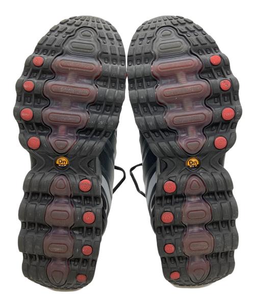 NIKE（ナイキ）NIKE (ナイキ) NIKE AIR MAX DN8 BLACK/GYM RED-ANTHRACITE-PURE PLATINUM グレー サイズ:27cm 未使用品の古着・服飾アイテム