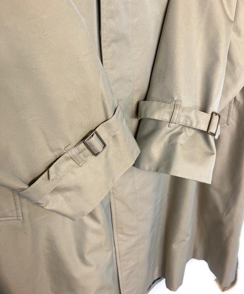 Gymphlex（ジムフレックス）Gymphlex (ジムフレックス) ベルテッドマカーンコート ベージュ サイズ:Mの古着・服飾アイテム
